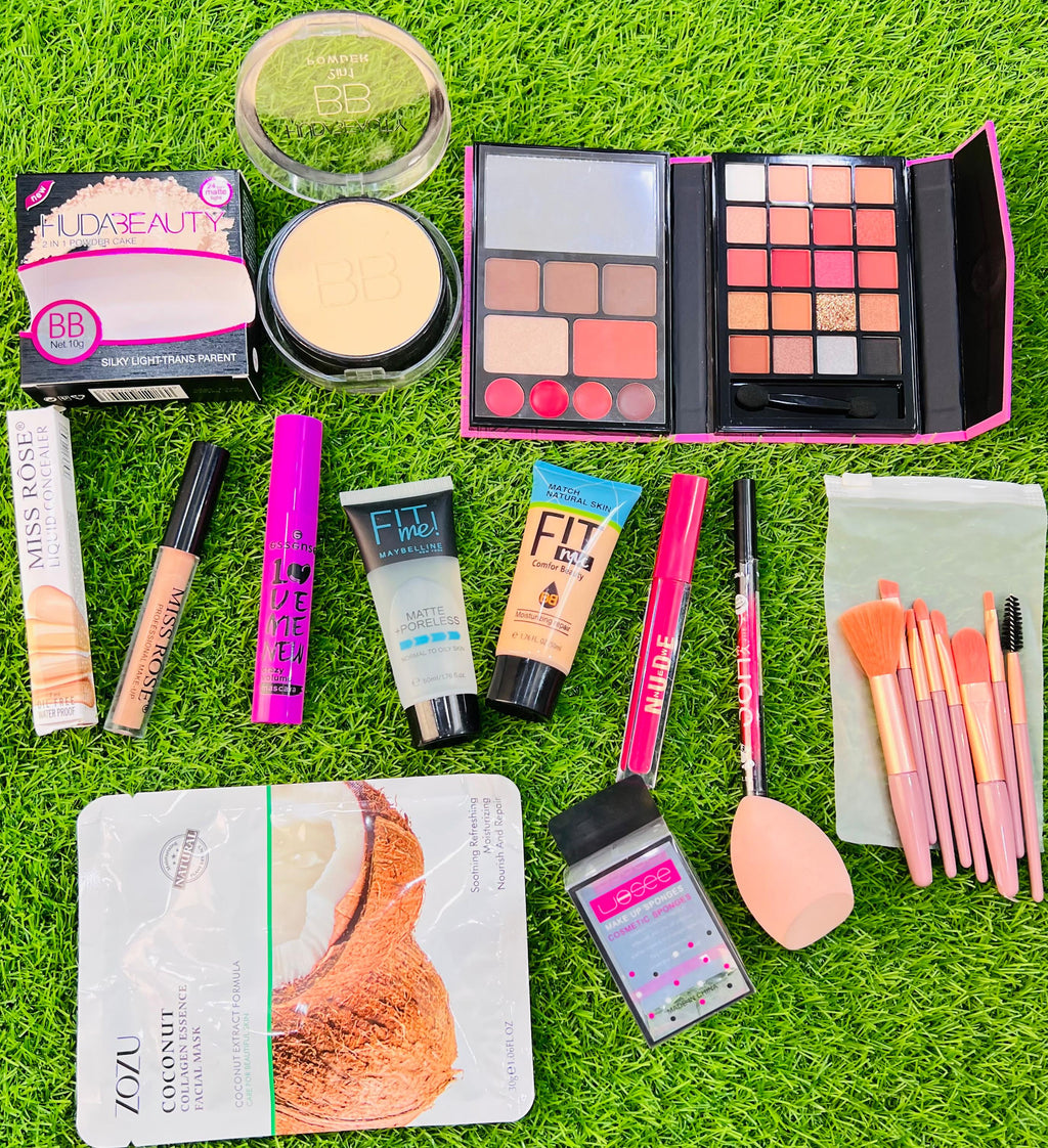 Makeup Lover’s Essential Pack – Every beauty essential in one deal.