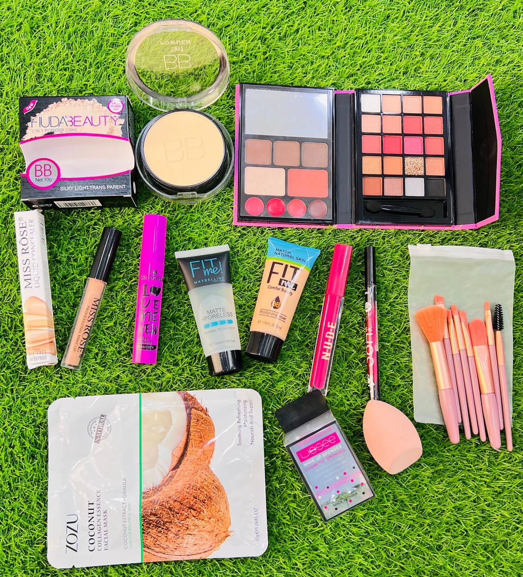 Makeup Lover’s Essential Pack – Every beauty essential in one deal.