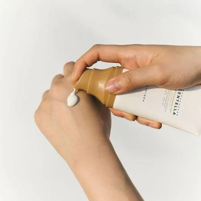 Skin1004 Madagascar Centella Air-Fit Suncream Light SPF30 PA++++